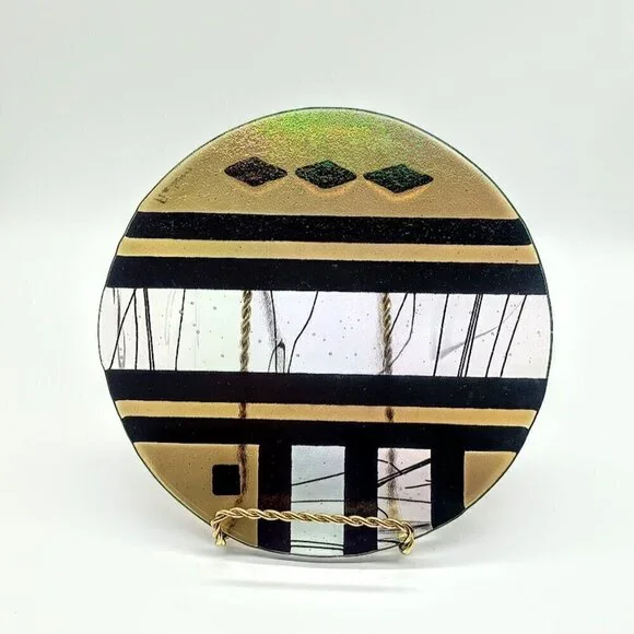Dichroic Iridescent 8-Inch Round Glass Trivet